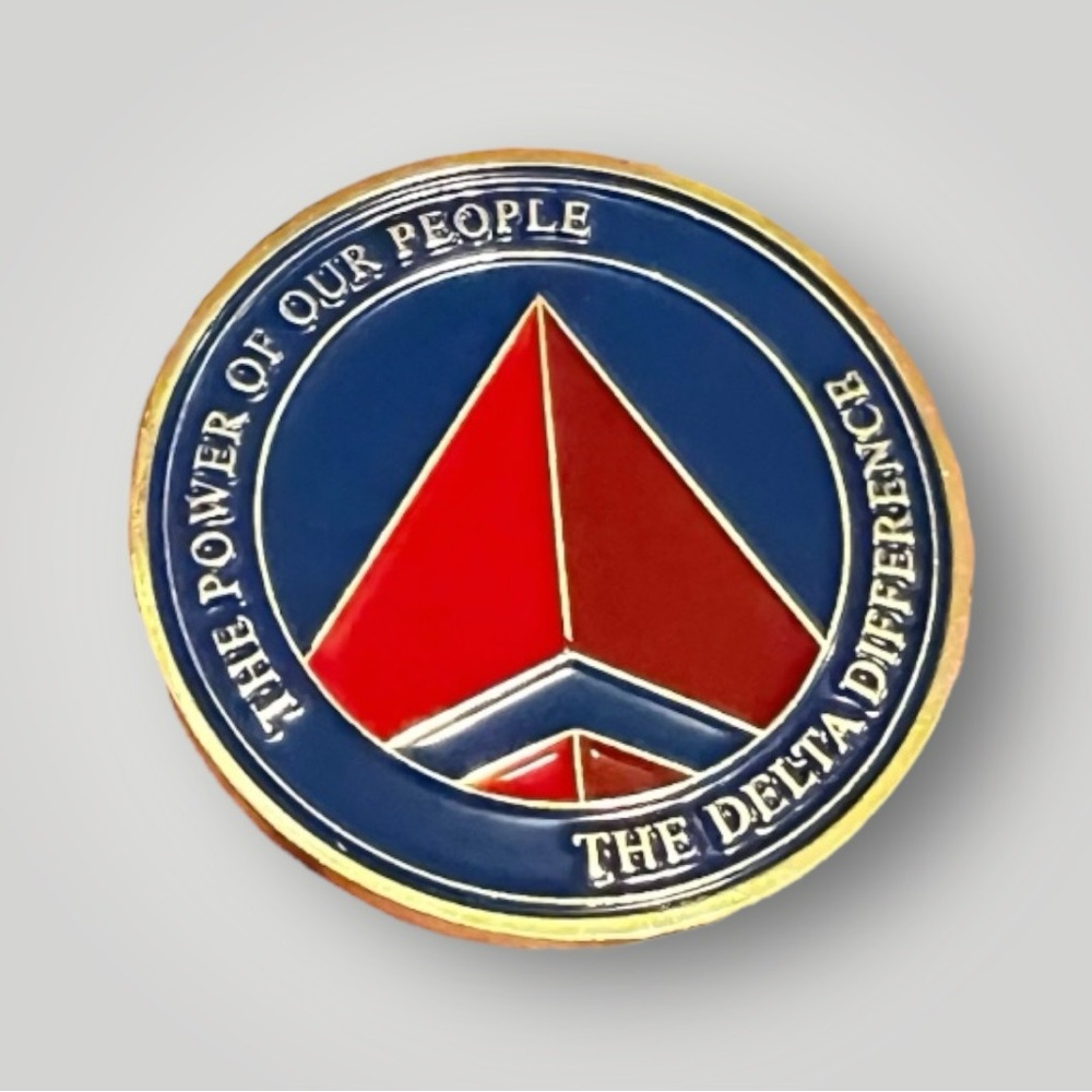 Delta Air Lines J.D. Power Award Challenge Coin Metal Medal Collectible New - Picture 4 of 6